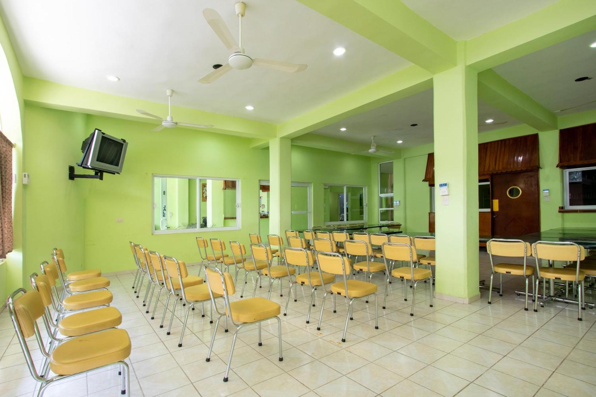 Oyo Hotel Estacion,Jose Cardel,Parque Central Revolucion Экстерьер фото